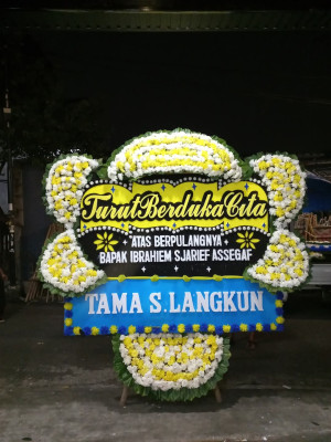 Papan Bunga Duka di Sukamerindu